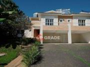 Casa com 4 dormitórios à venda, 400 m² por R$...