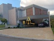 Casa com 4 dormitórios à venda, 400 m² por R$...