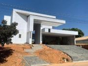 Casa com 4 dormitórios à venda, 402 m² por R$...