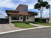 Casa com 4 dormitórios à venda, 408 m² por R$...