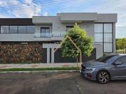 Casa com 4 dormitórios à venda, 408 m² por R$...