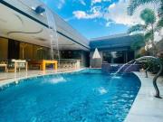 Casa com 4 dormitórios à venda, 411 m² por R$...