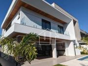 Casa com 4 dormitórios à venda, 412 m² por R$...