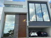 Casa com 4 dormitórios à venda, 414 m² por R$...