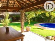 Casa com 4 dormitórios à venda, 420 m² por R$...