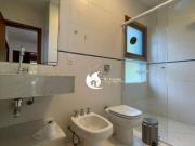 Casa com 4 dormitórios à venda, 420 m² por R$...