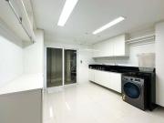 Casa com 4 dormitórios à venda, 420 m² por R$...