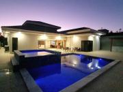 Casa com 4 dormitórios à venda, 420 m² Sociedade Hípica...
