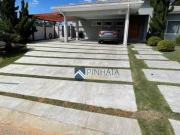 Casa com 4 dormitórios à venda, 423 m² por R$...