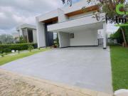 Casa com 4 dormitórios à venda, 426 m² por R$...