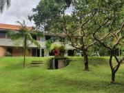 Casa com 4 dormitórios à venda, 430 m² por R$...