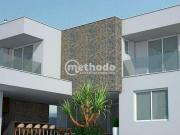 Casa com 4 dormitórios à venda, 430 m² por R$...