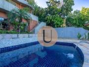 Casa com 4 dormitórios à venda, 435 m² por R$...