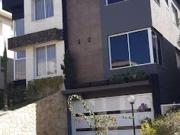 Casa com 4 dormitórios à venda, 440 m² por R$...