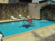 Casa com 4 dormitórios à venda, 442 m² por R$...