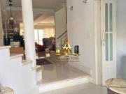 Casa com 4 dormitórios à venda, 445 m² por R$...