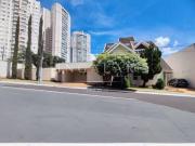 Casa com 4 dormitórios à venda, 447 m² por R$...