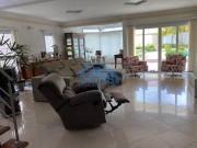 Casa com 4 dormitórios à venda, 448 m² por R$...