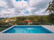 Casa com 4 dormitórios à venda, 450 m² por R$...