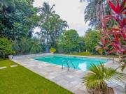Casa com 4 dormitórios à venda, 450 m² por R$...