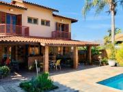 Casa com 4 dormitórios à venda, 450 m² por R$...