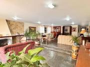 Casa com 4 dormitórios à venda, 450 m² por R$...