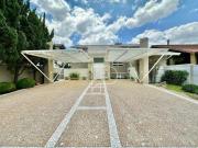 Casa com 4 dormitórios à venda, 450 m² por R$...