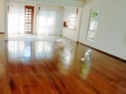 Casa com 4 dormitórios à venda, 450 m² por R$...