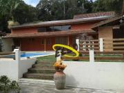 Casa com 4 dormitórios à venda, 450 m² por R$ 970.000,00...