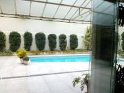 Casa com 4 dormitórios à venda, 453 m² por R$...