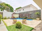 Casa com 4 dormitórios à venda, 453 m² por R$...