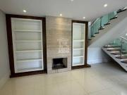 Casa com 4 dormitórios à venda, 464 m² por R$...