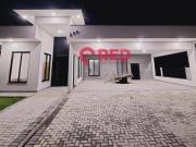 Casa com 4 dormitórios à venda, 470 m² por R$...