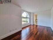 Casa com 4 dormitórios à venda, 475 m² por R$...