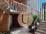 Casa com 4 dormitórios à venda, 477 m² por R$...