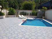 Casa com 4 dormitórios à venda, 480 m² por R$ 1.400.000...