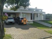 Casa com 4 dormitórios à venda, 480 m² por R$...