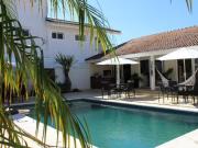 Casa com 4 dormitórios à venda, 480 m² por R$...