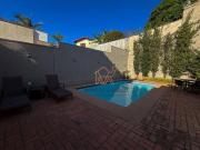 Casa com 4 dormitórios à venda, 480 m² por R$...
