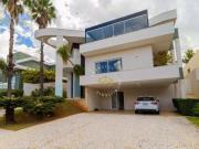 Casa com 4 dormitórios à venda, 481 m² por R$...