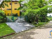 Casa com 4 dormitórios à venda, 482 m² por R$...