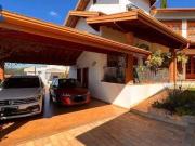 Casa com 4 dormitórios à venda, 500 m² por R$...