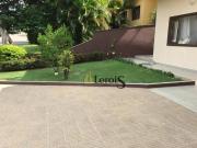 Casa com 4 dormitórios à venda, 500 m² por R$...