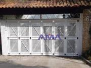 Casa com 4 dormitórios à venda, 500 m² por R$...