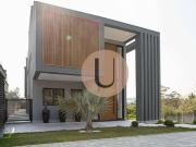 Casa com 4 dormitórios à venda, 500 m² por R$...