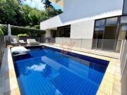 Casa com 4 dormitórios à venda, 500 m² por R$...