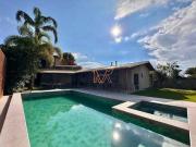 Casa com 4 dormitórios à venda, 503 m² por R$...