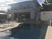 Casa com 4 dormitórios à venda, 512 m² por R$...