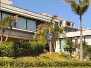 Casa com 4 dormitórios à venda, 519 m² por R$...