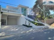 Casa com 4 dormitórios à venda, 519 m² por R$...